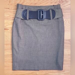 Brown pencil Skirt. Size S (4)